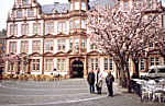 Vor dem Gutenbergmuseum